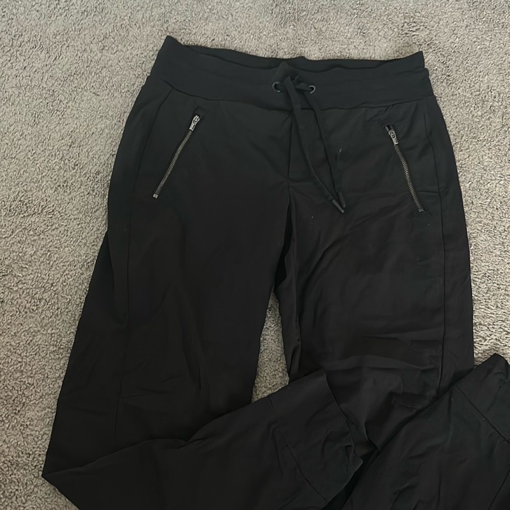 Athleta black joggers size 6